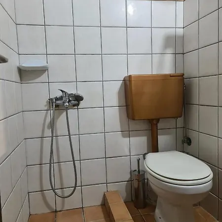 V3st & Parking Apartment *