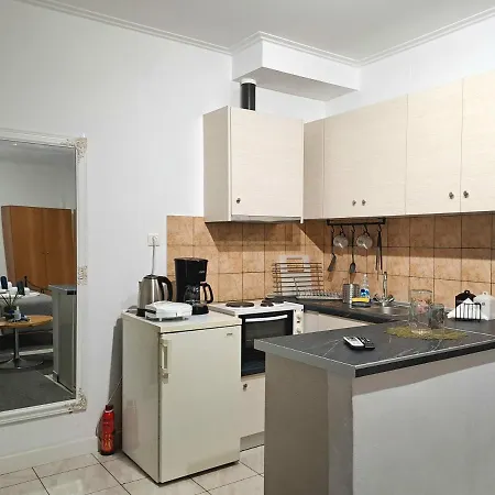 V3st & Parking Apartment